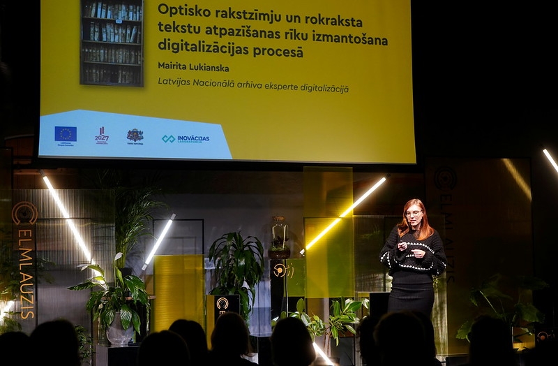 Krāsaina bilde, Mairitas Lukianskas LNA dokumentu digitalizācijas pieredzes prezentācija valsts pārvaldes inovāciju konferencē Celmlauzis 2024, fotostāsts, Valsts kancelejas foto